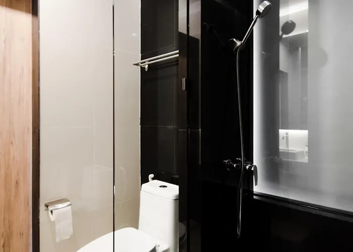 B48 Hotel 5*